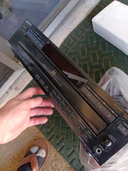 Sony 5 disc carousel audio player CDP-C525 PERFECT CONDITION