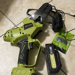 Mini Cordless Chainsaw Kit 