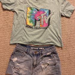 MTV Vintage Shirt And Size 4 High Ride Mid Shorts