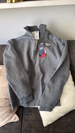 Reebok zip neck pullover-Medium