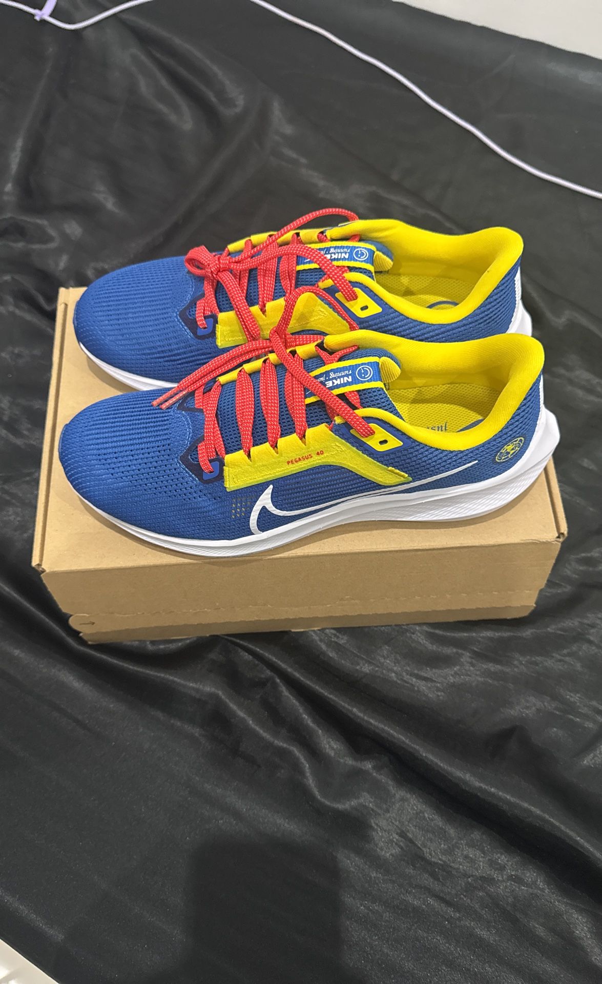 Nike Club America 40 CA FN0012-400 Sz 10 $100