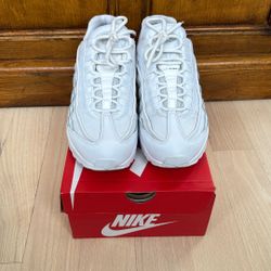 Nike Air Max 95 Essential 