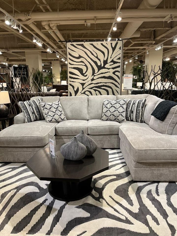 Contemporary Sectional Sofa w/2 Chaises provides extra comfort