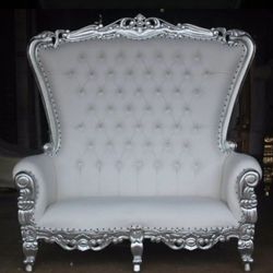 Loveseat Throne