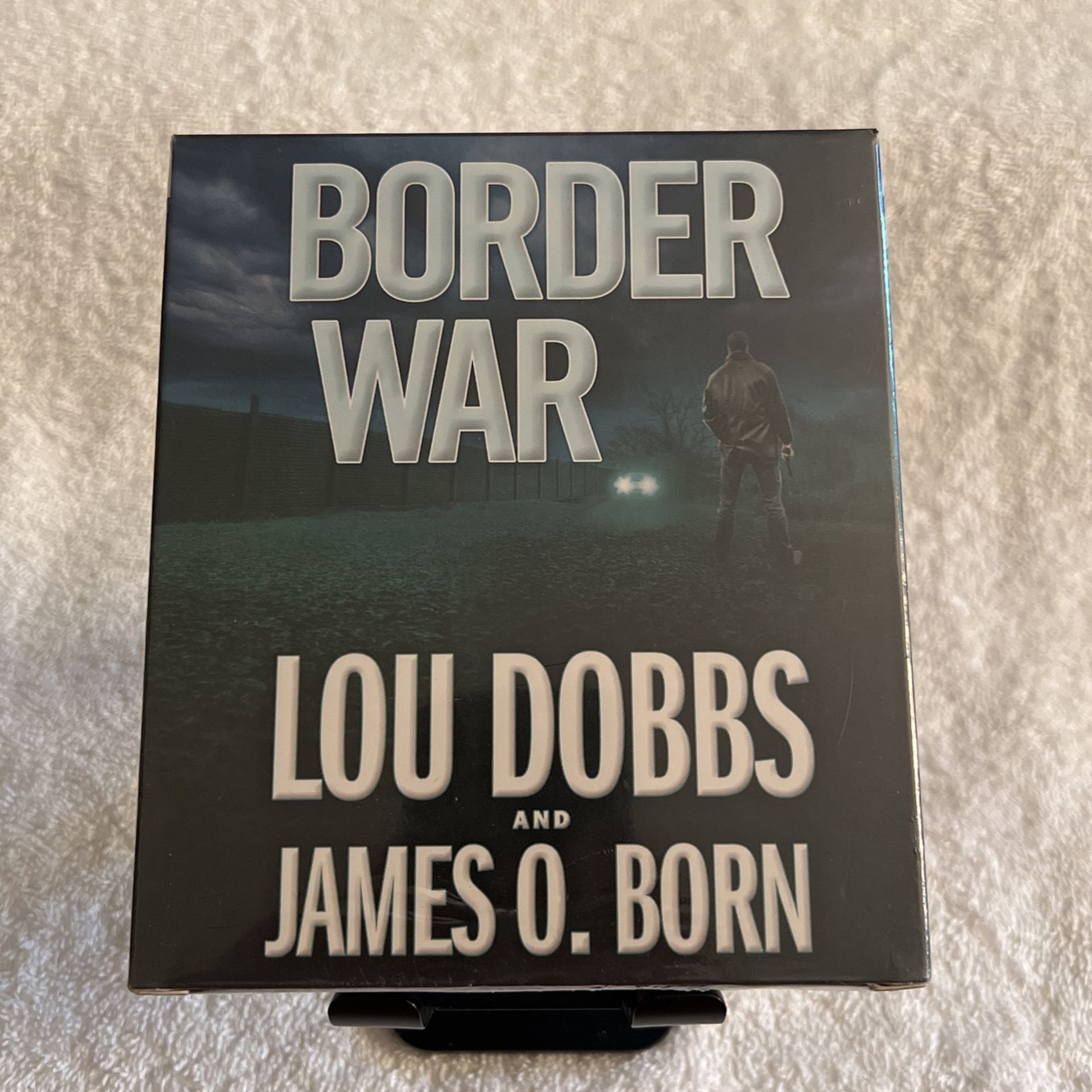 Border War Lou Donna And James O. Born Audiobook