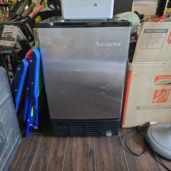 Ice Maker 