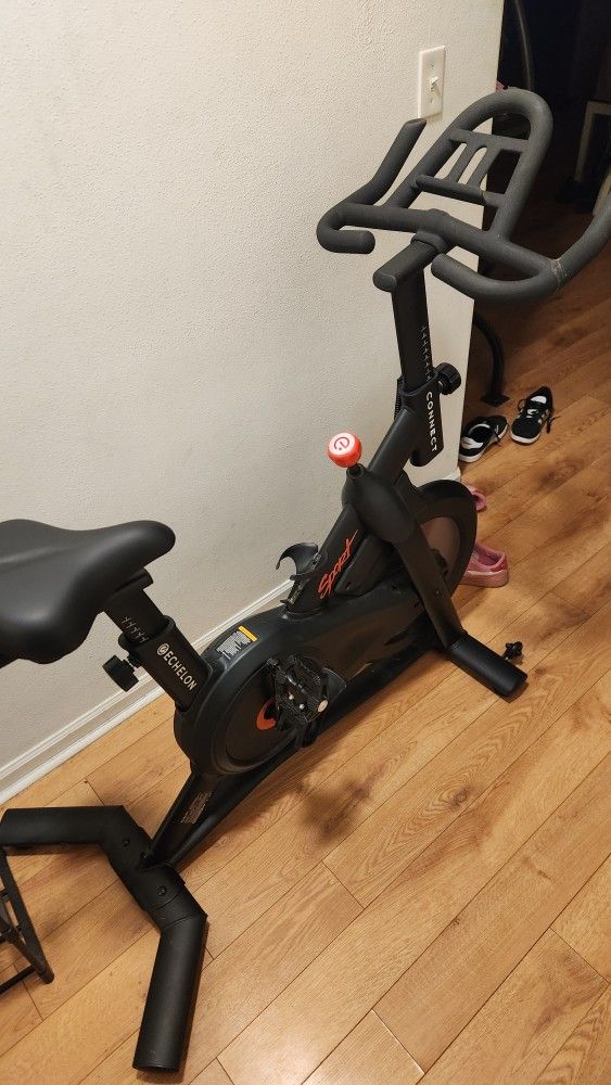 Echelon Sport Exercise Bike 