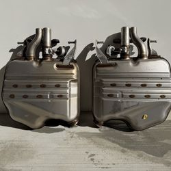 2014-2017 Mercedes W222 S550 Sedan OEMExhaust  Mufflers Left & Right Set of USED