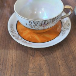 Vintage Tea Cup Set With Stand.