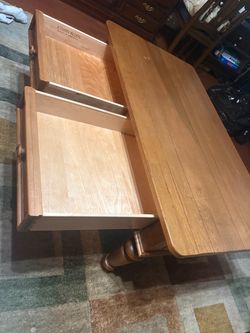 vintage Ethan Allen Early American/Colonial style coffee table