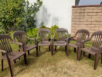 Sillas de plástico