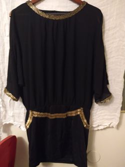 Blouse Black/Gold Size:Medium -Large