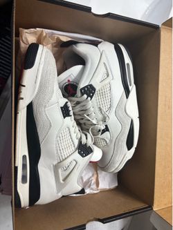 Jordan 4 , 10.5