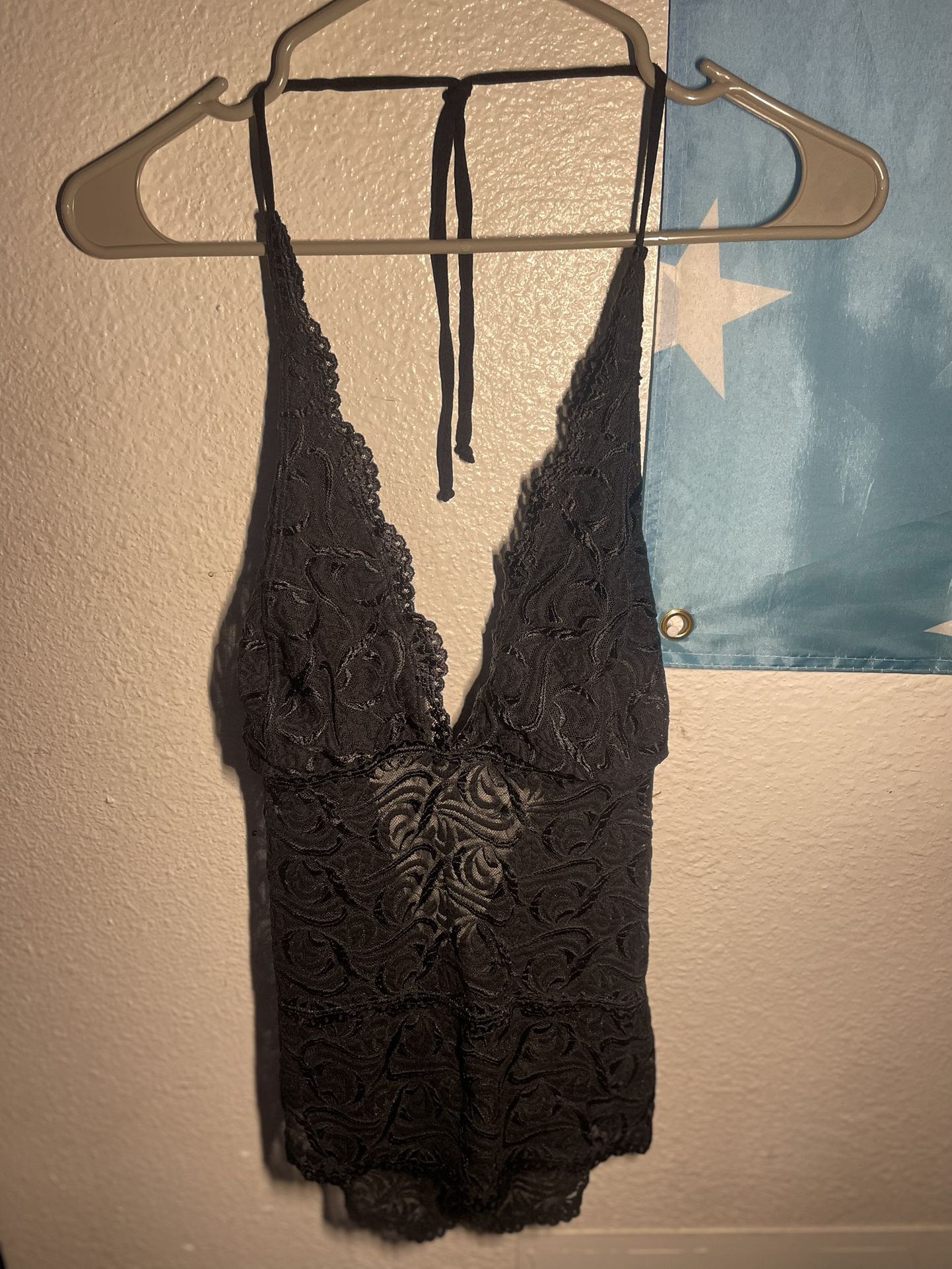 Bebe Womens L Sheer Halter/Tank Top