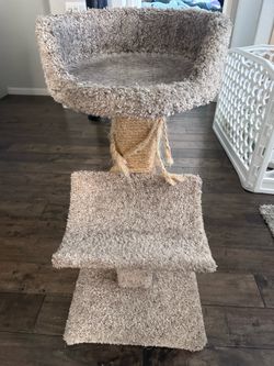 Cat tree tower