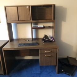 Office Desks And Chair 