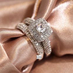 New 18k White Gold Wedding Ring Set 