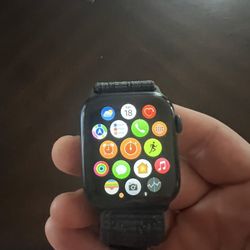 Apple Watch 6 44mm with Nike Sport Band