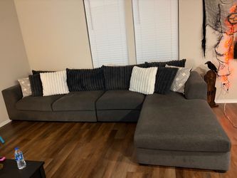 Sectional couch