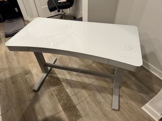 Desk With Variable heights