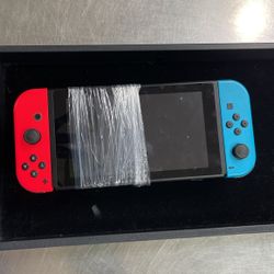 Nintendo Switch Blue And Red Clean 
