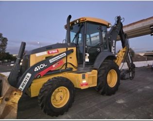 2020 JOHN DEERE 410L