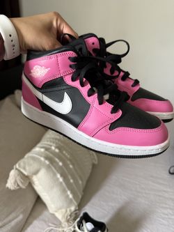 Jordan 1 mid