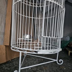LG White Wrought Iron Bird Cage