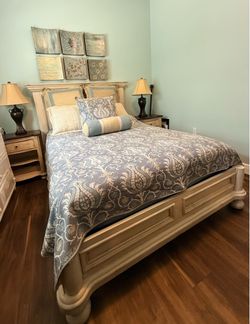 Distressed Off-White Queen Bed Frame, Night stands, lamps, curtains, storage bench, dresser.