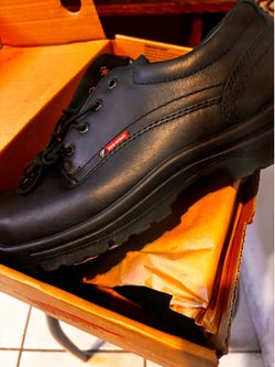 Brand new steel toe Red Wing Shoes size 13