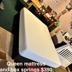 ✅🥰$325/$390-Beautiful comfortable queen thick 12"  so very comfortable foam size mattress and box spring- this mattress is so very comfortable--  $32