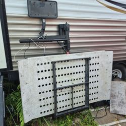 Electric Wheelchair Lift