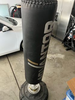 Freestanding Kickbox bag