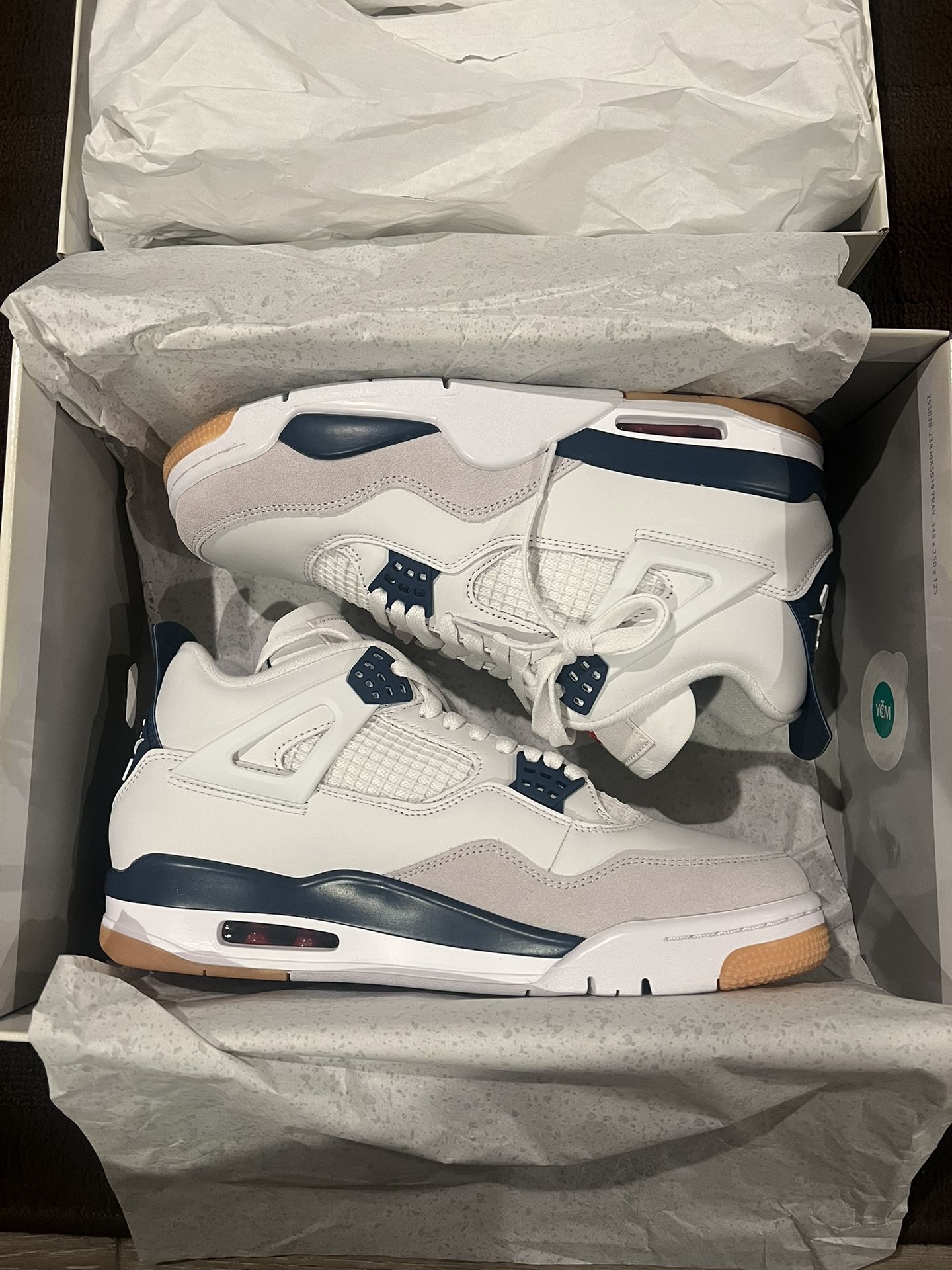 Jordan 4 SB Navy