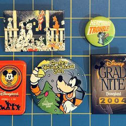 Disney Disneyland collectible button / pin back lot of 5