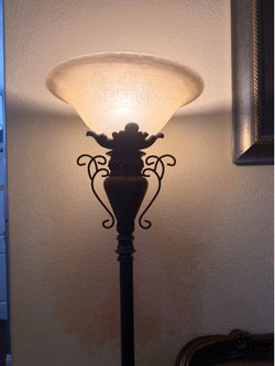 Floor lamp