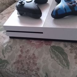 Xbox One S 1Tb