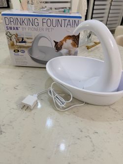 Pioneer Pet Swan Drinking Fountain