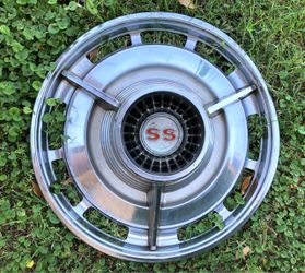 Vintage Chevy SS hubcap