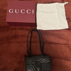 Gucci Shoulder Bag 