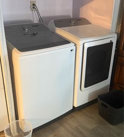 Samsung washer and dryer (Gas)