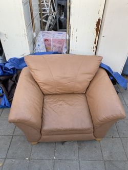Single size couch
