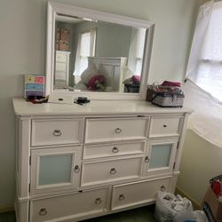 Bedroom Set 