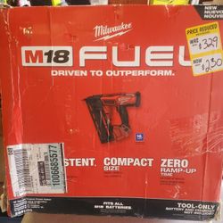 Milwaukee M18  16g Angled Finish Nailer 