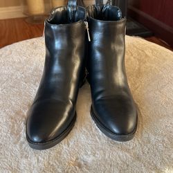 Donovi Boots