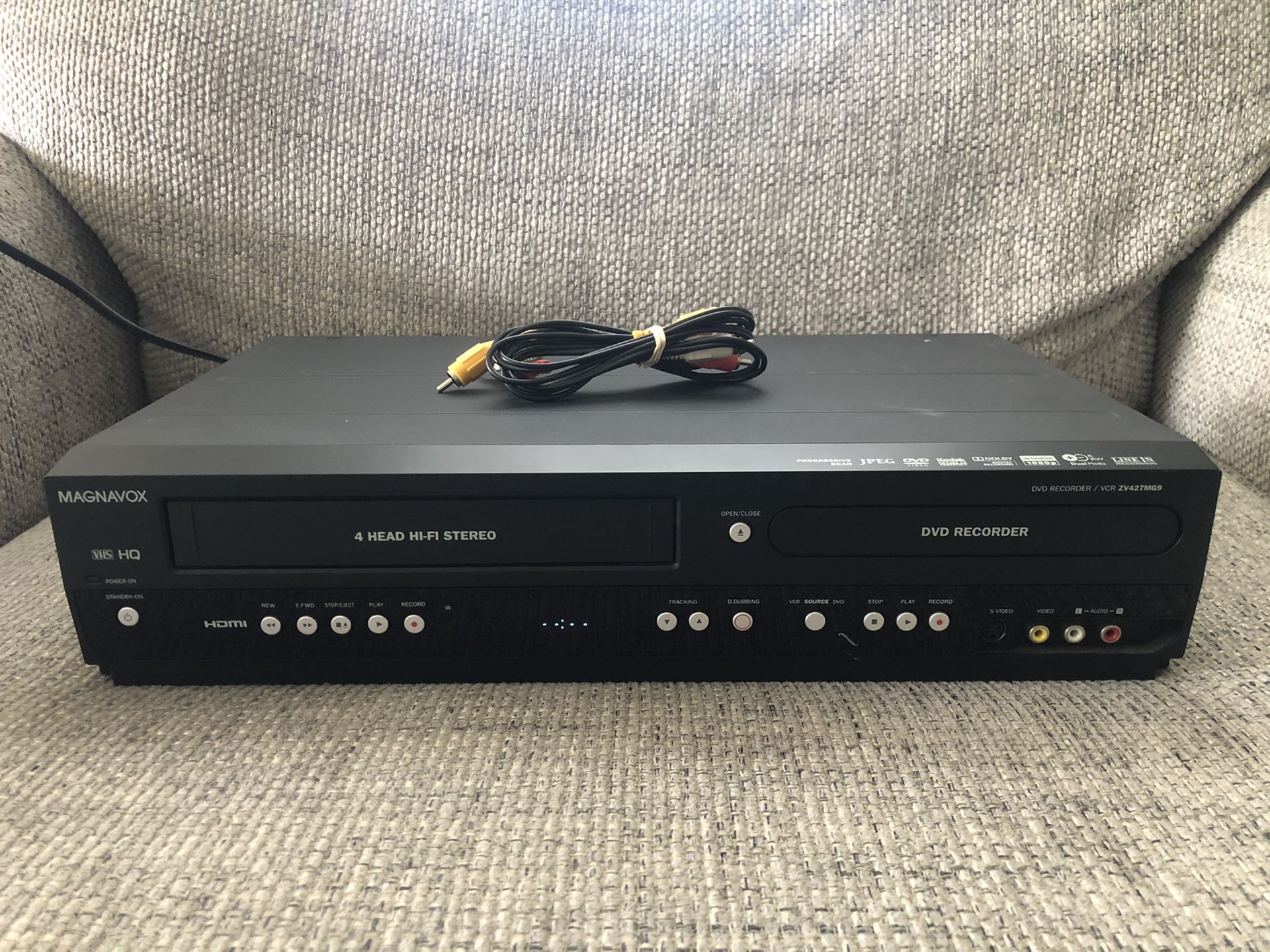 Magnavox ZV427MG9A DVD Recorder VCR Combo HDMI - No Remote - TESTED