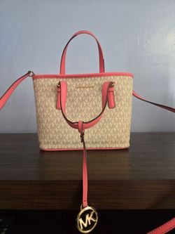 Micheal Kors Pink Purse Lady's