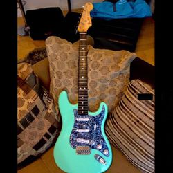 Dave Murray (Iron Maiden) Fender Stratocaster Electric Guitar