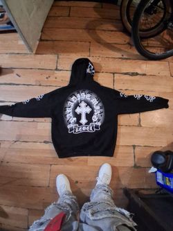 Chrome hearts hoodie.