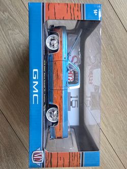 M2 1976 GMC Sierra Grande 15 Custom 1/24 Big Scale Trade